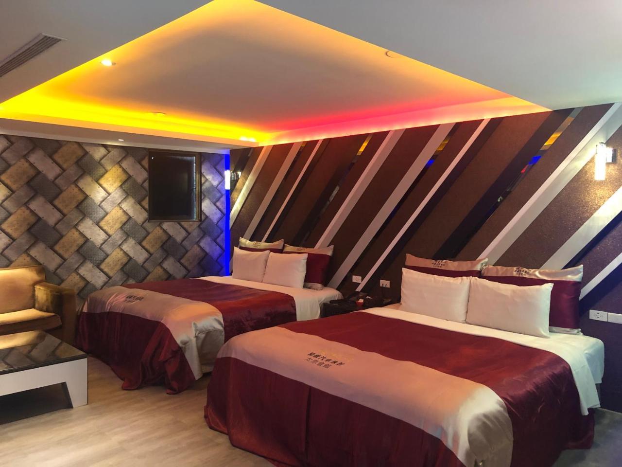 Yosemite Motel - Taiyuan Branch Taichung Luaran gambar
