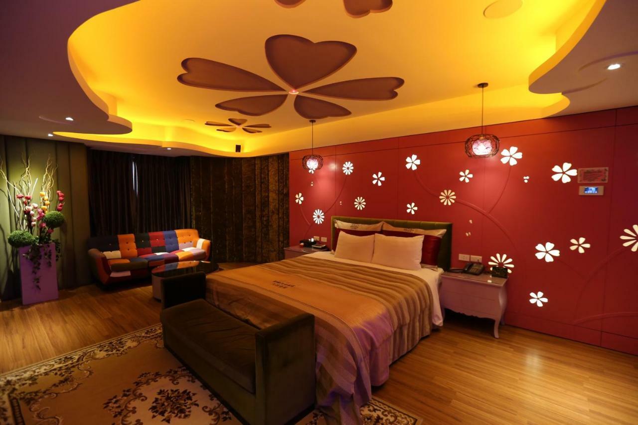 Yosemite Motel - Taiyuan Branch Taichung Luaran gambar