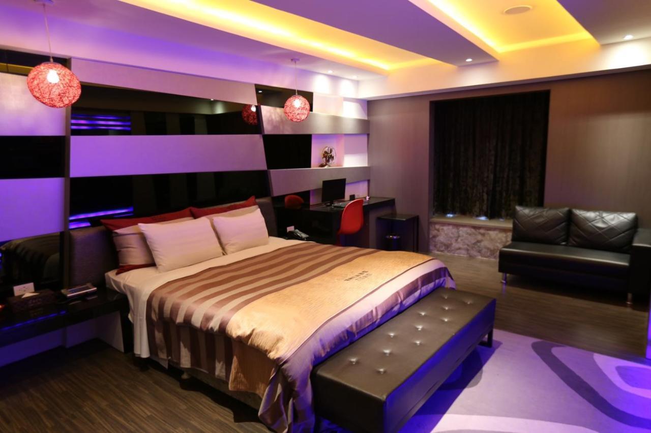 Yosemite Motel - Taiyuan Branch Taichung Luaran gambar
