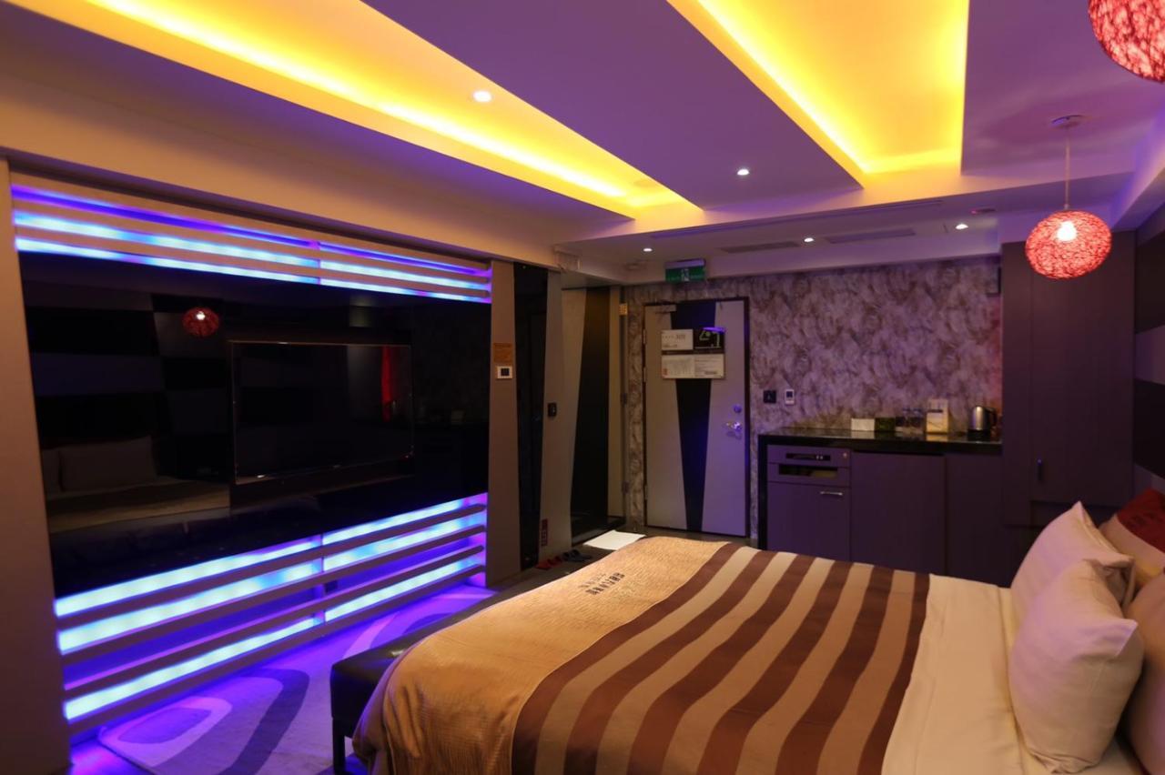 Yosemite Motel - Taiyuan Branch Taichung Luaran gambar
