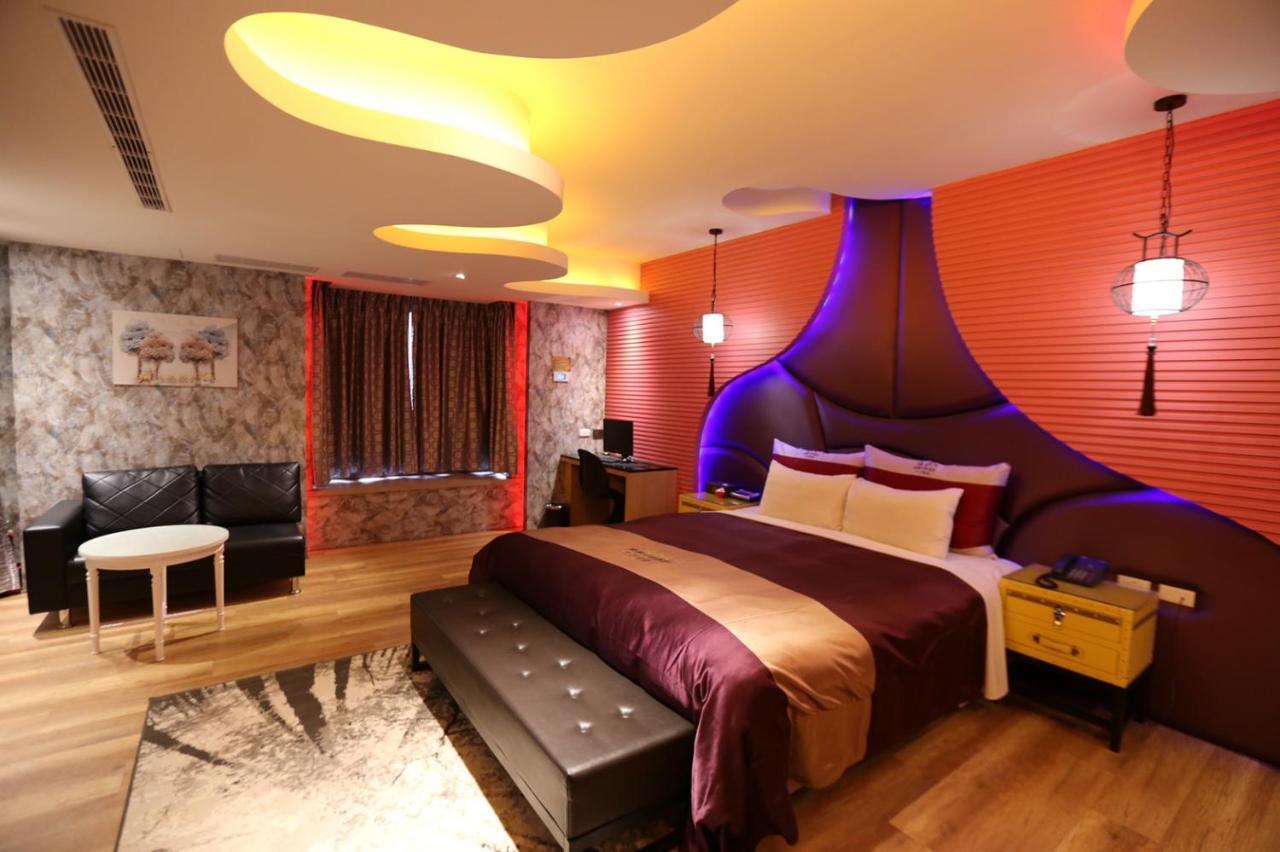 Yosemite Motel - Taiyuan Branch Taichung Luaran gambar